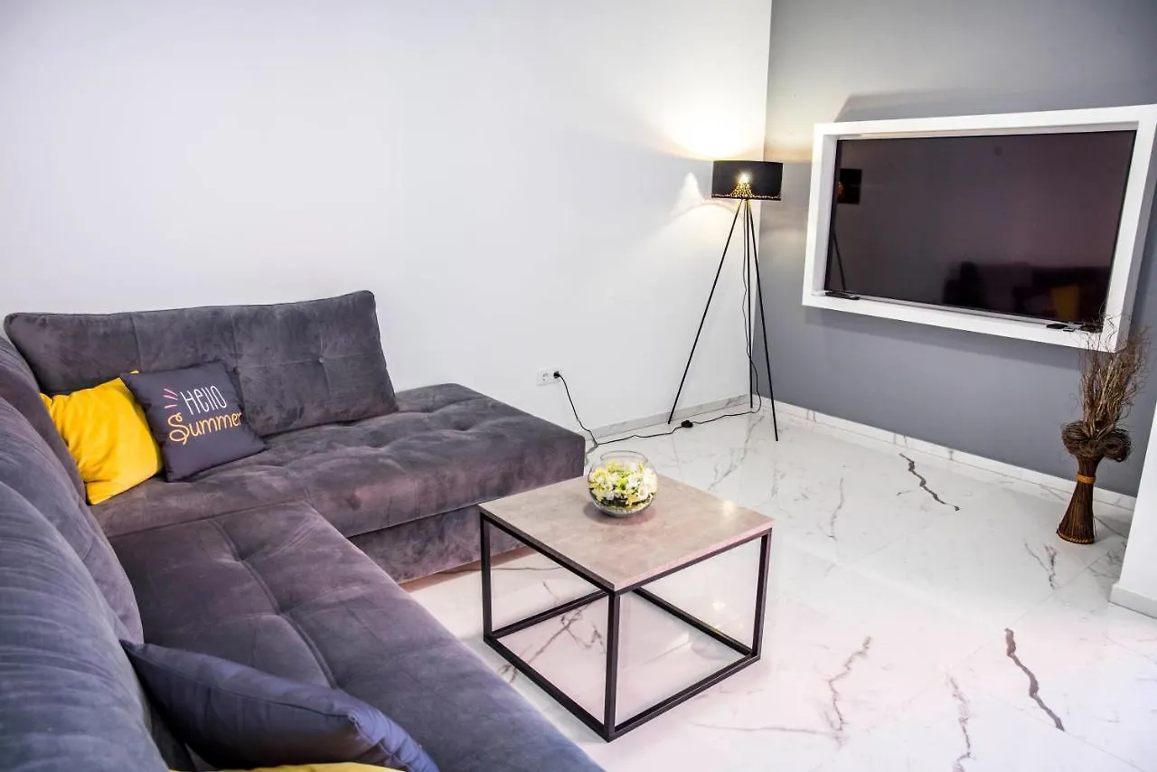 Luxury Apartment Rados Trogir 0*,